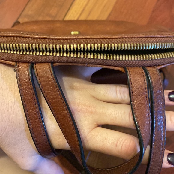 Margot leather backpack - Picture 6 of 9